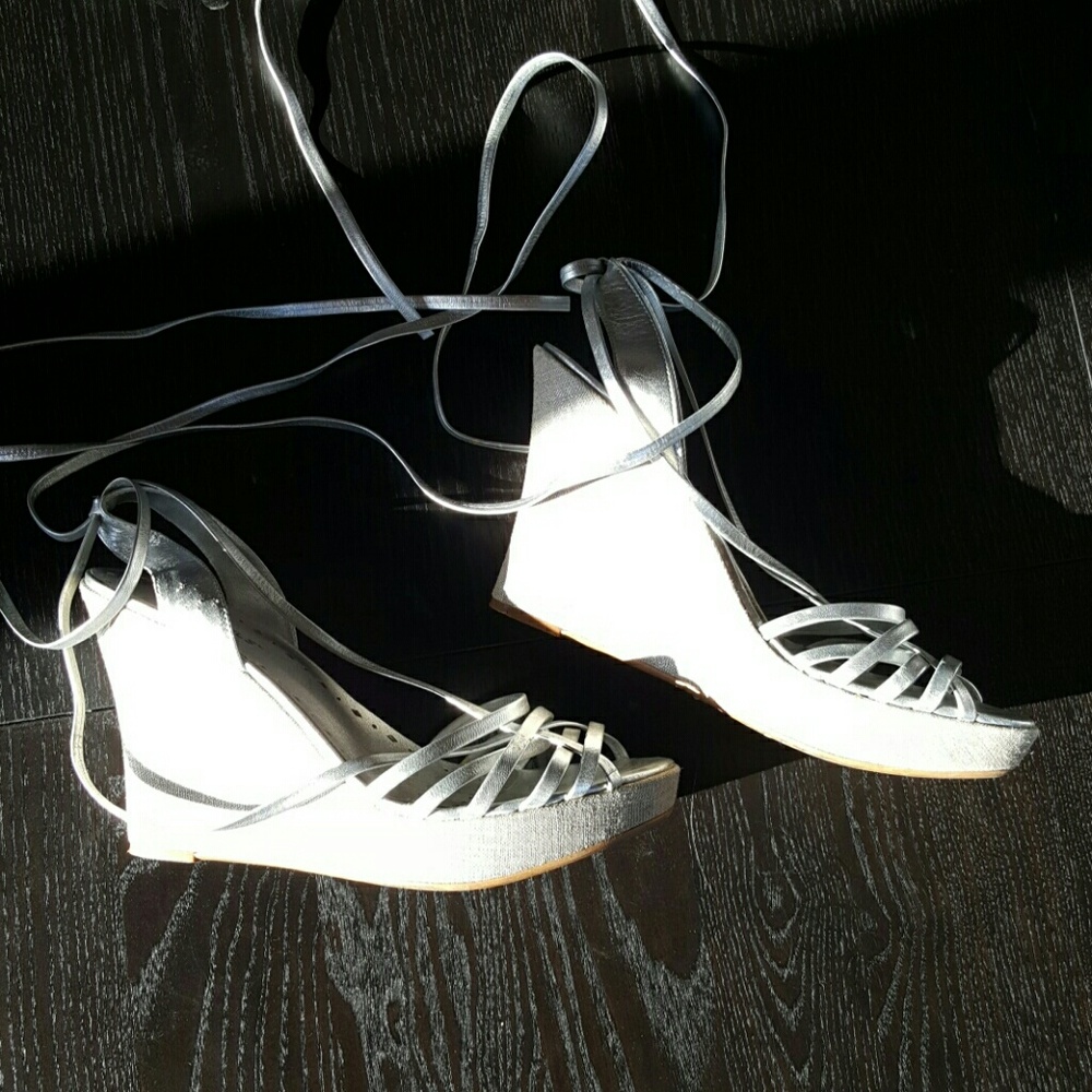 Silver Leather Lace Up Platform Heels Strappy Sandals Size 7.5
